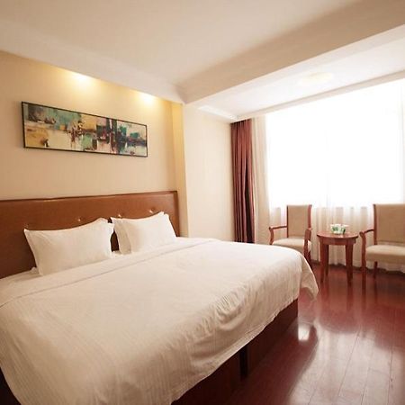 Greentree Inn Hainan Haikou East Train Station East Fengxiang Road Business Hotel Luaran gambar