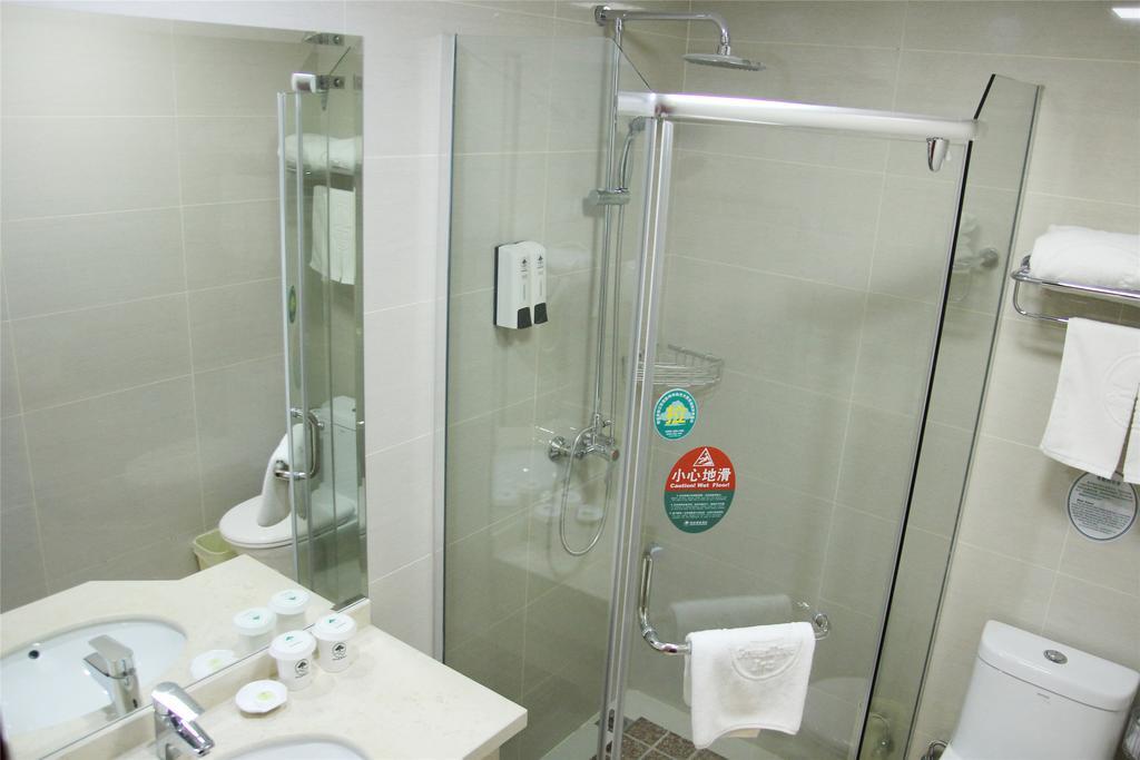 Greentree Inn Hainan Haikou East Train Station East Fengxiang Road Business Hotel Luaran gambar